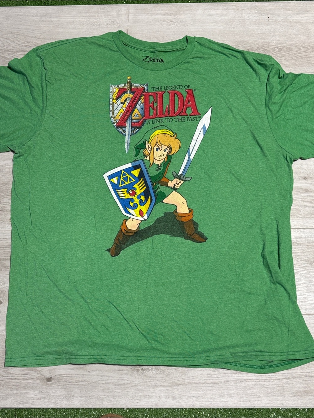 Men’s Zelda Graphic Tshirt Size 2XL